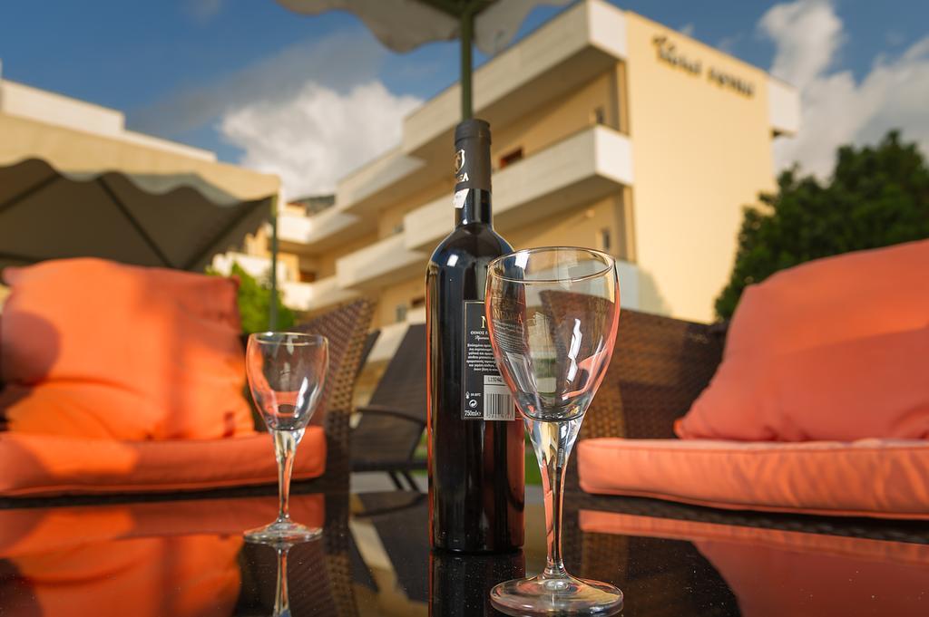 Hotel Fotini Каламата Екстер'єр фото