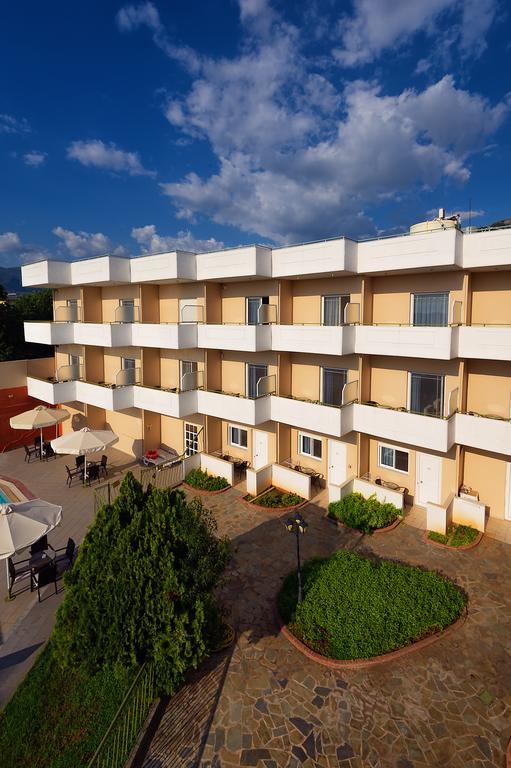 Hotel Fotini Каламата Екстер'єр фото
